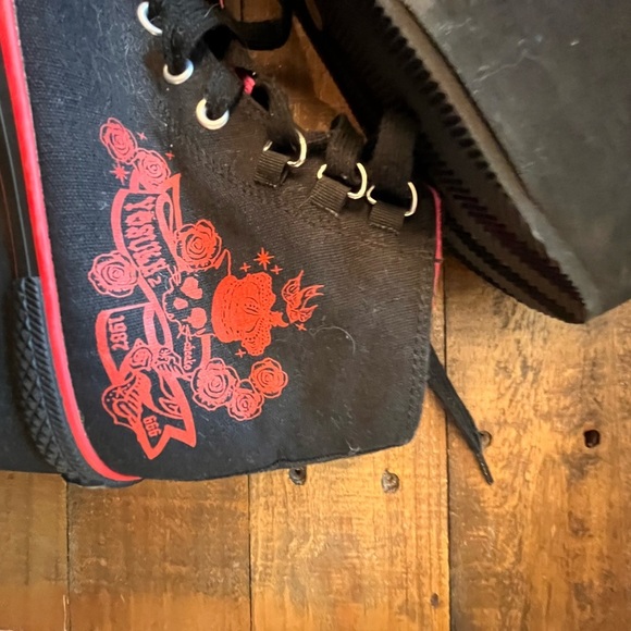 Black and Red Platform High Tops - Picture 4 of 15